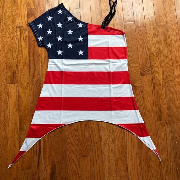 ARRIVED! One Shoulder Tank Patriotic Top 🇺🇸 - Picture 2 of 4